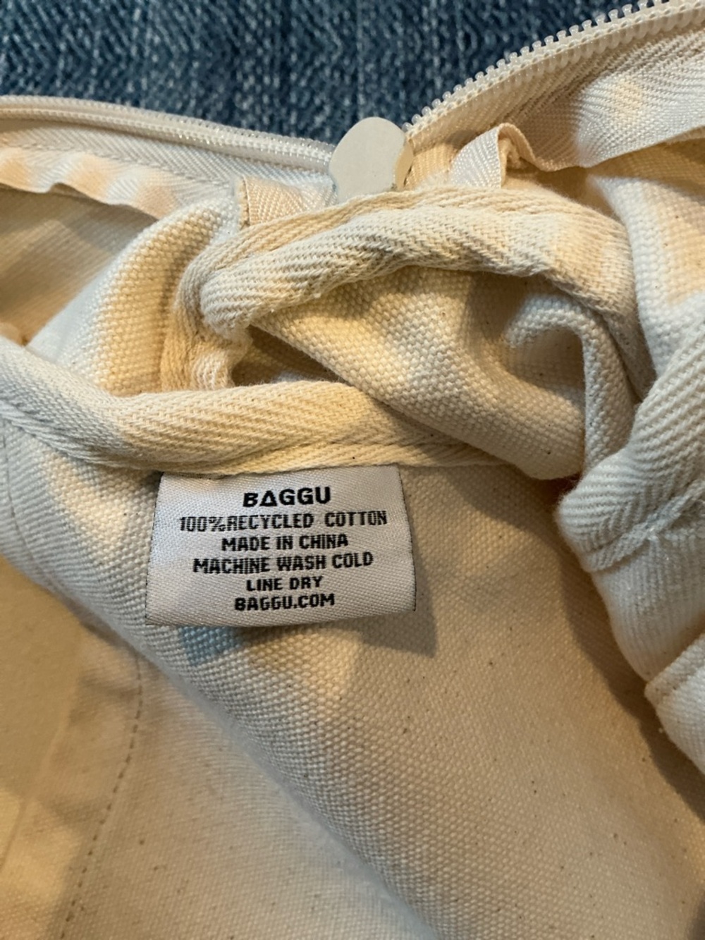 BAGGU Canvas Backpack in Cream - Picture 3 of 5